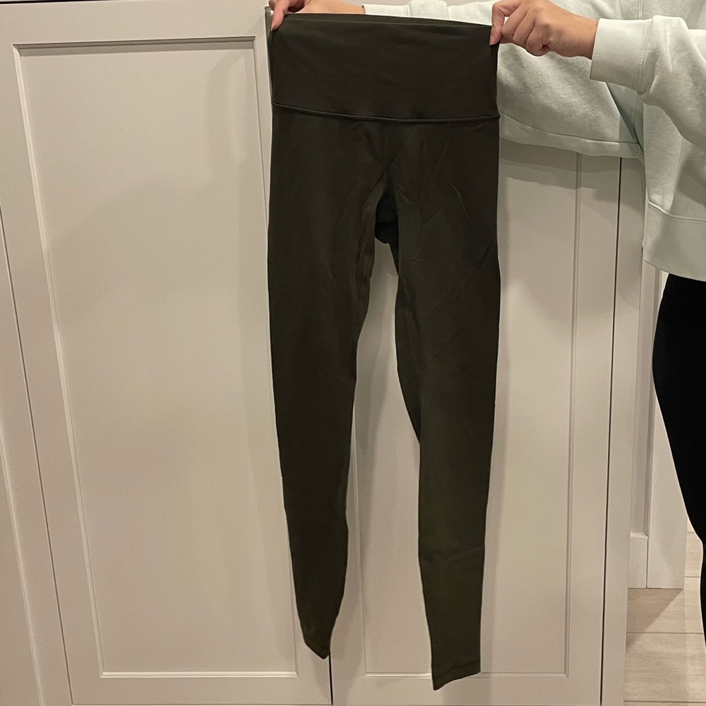 LULULEMON OLIVE GREEN WUNDER UNDER LUON LEGGINGS